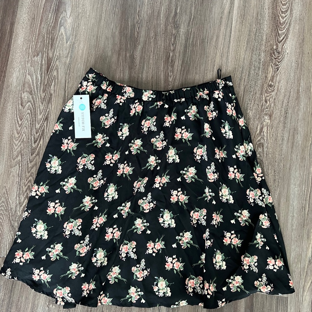 New black floral skirt